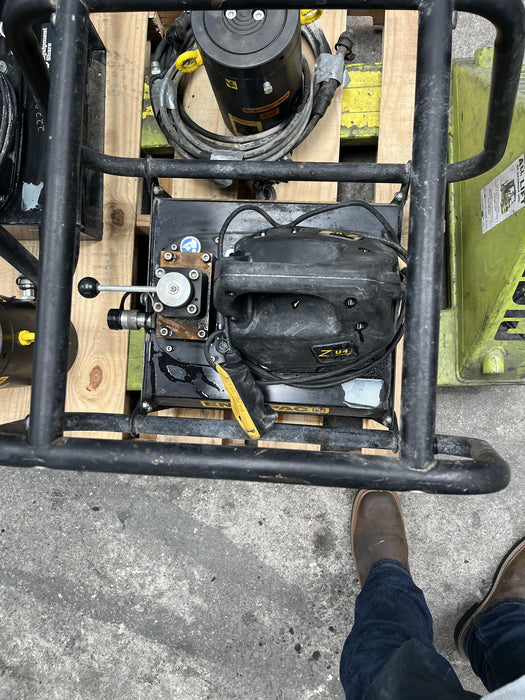 2022 ENERPAC ZU4420PB-R