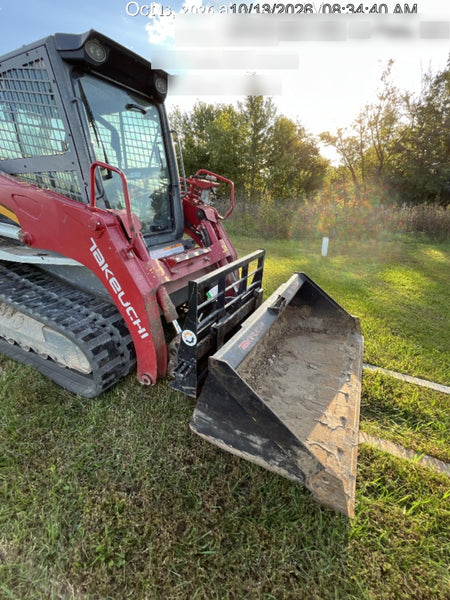 2021 TAKEUCHI 48" Pallet Forks - Takeuchi
