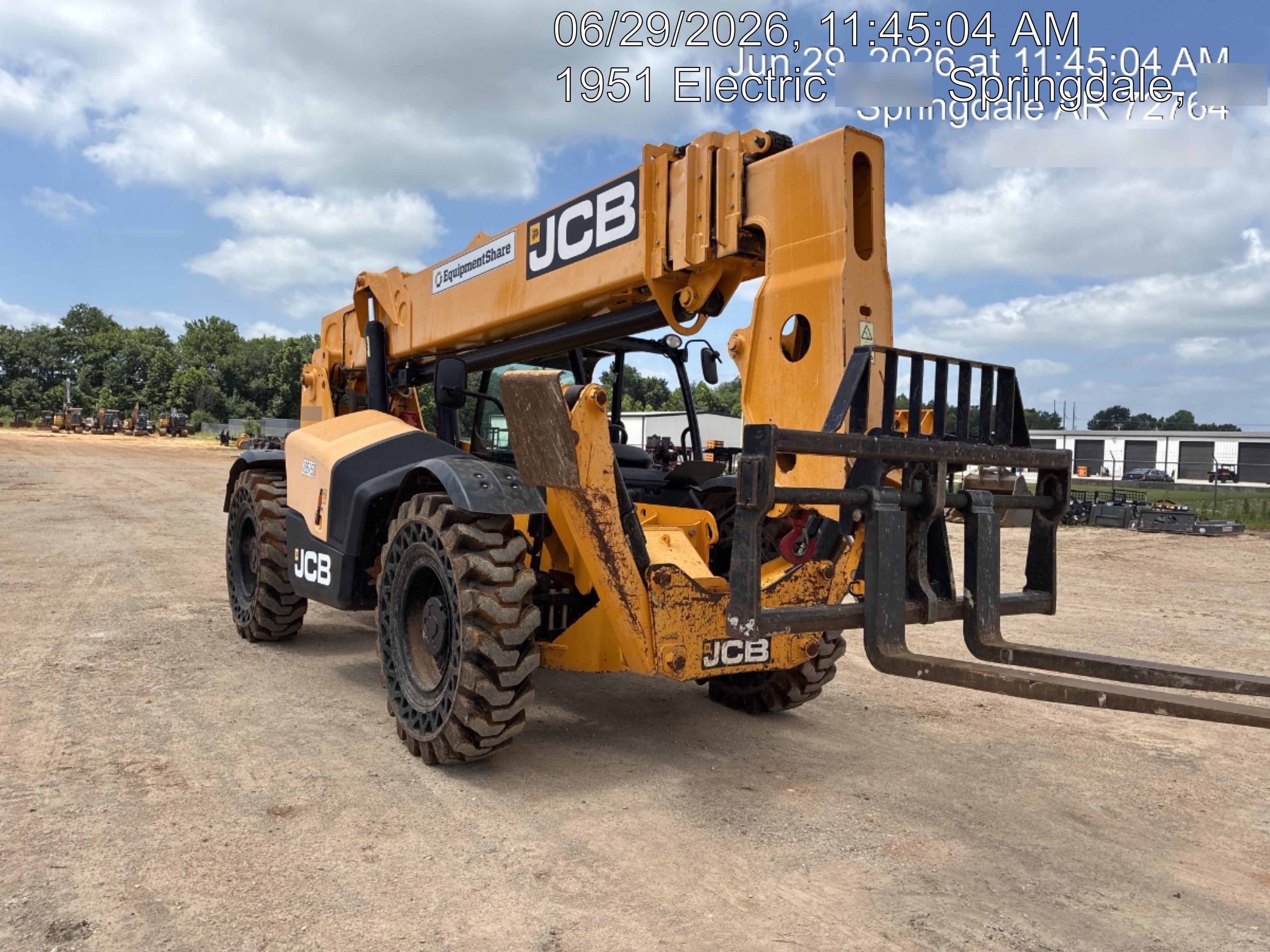 2020 JCB 510-56