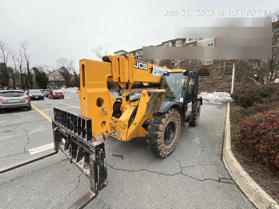 2020 JCB 510-56 Cab/Heat/Air, Solid Tires, Work Lights, Beacon, Aux Hydraulics, Back up Alarm, Lifting Eye, ES Decals