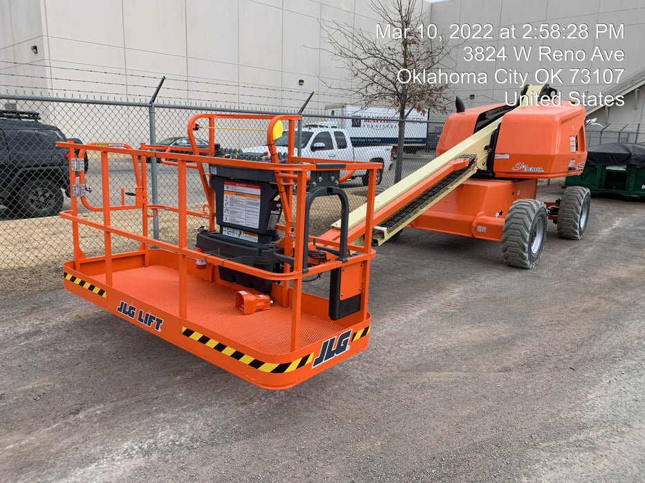 2022 JLG 400S