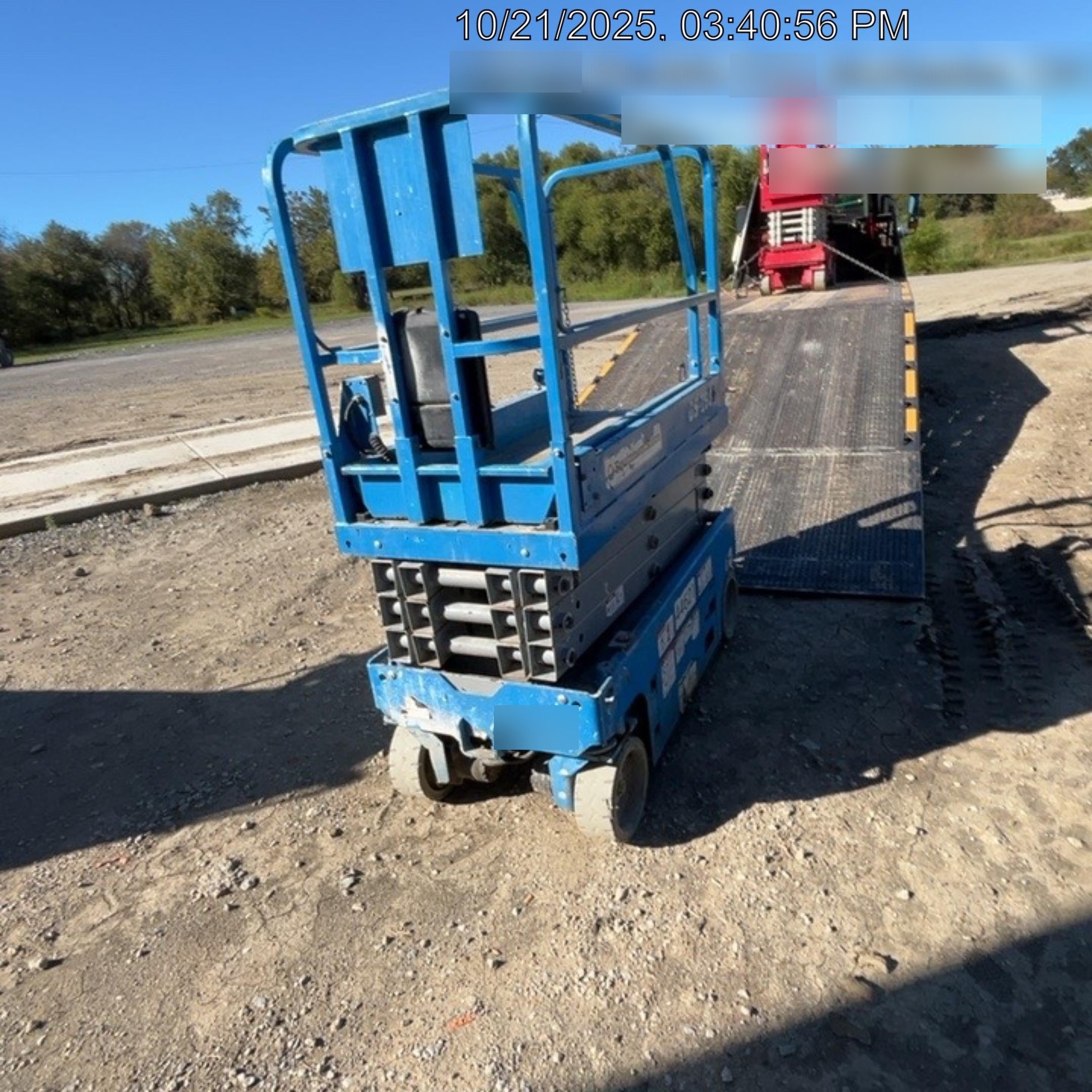 2019 Genie GS-1930 Fixed rails with chain Entry