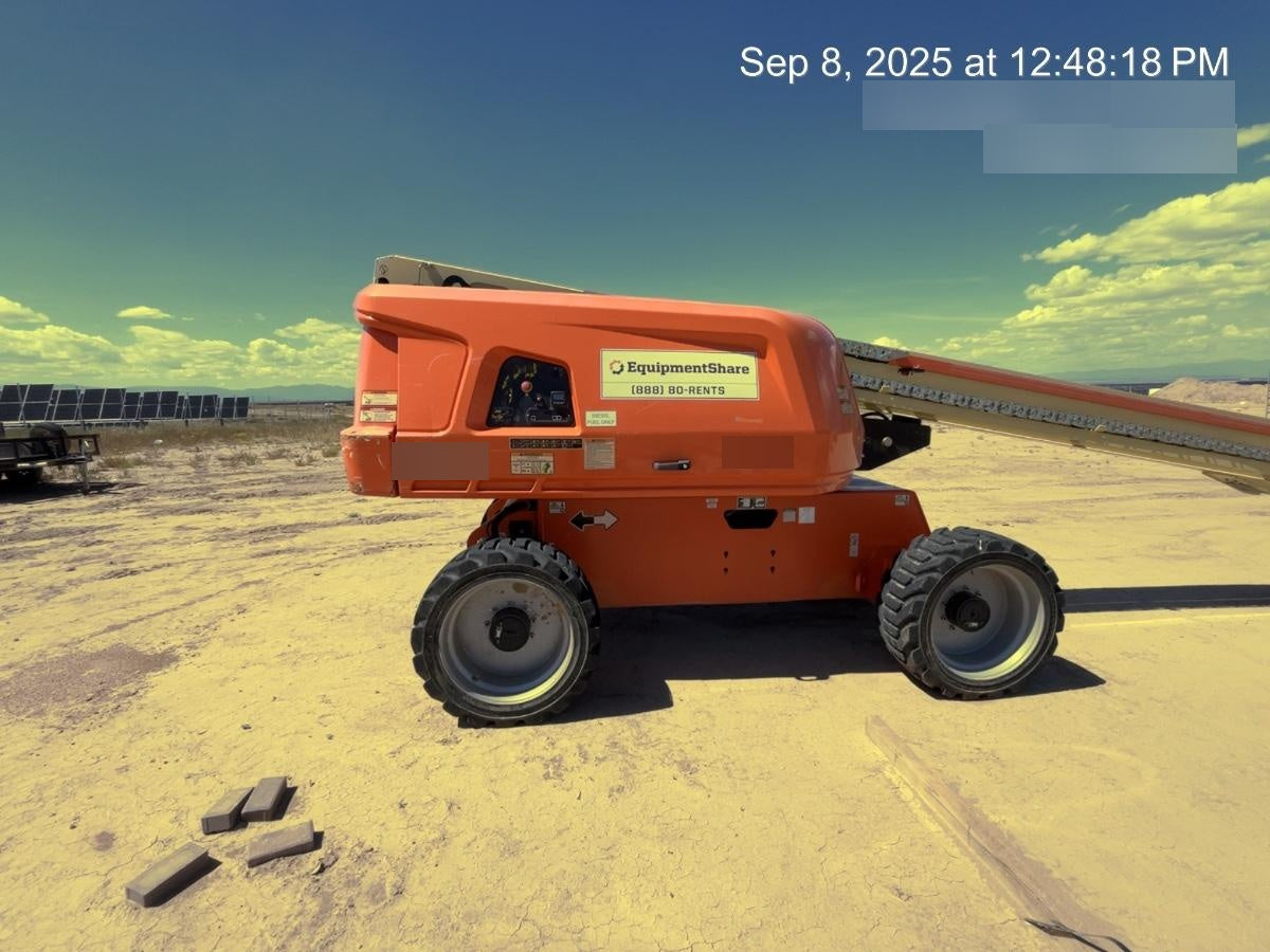 2019 JLG 660SJ