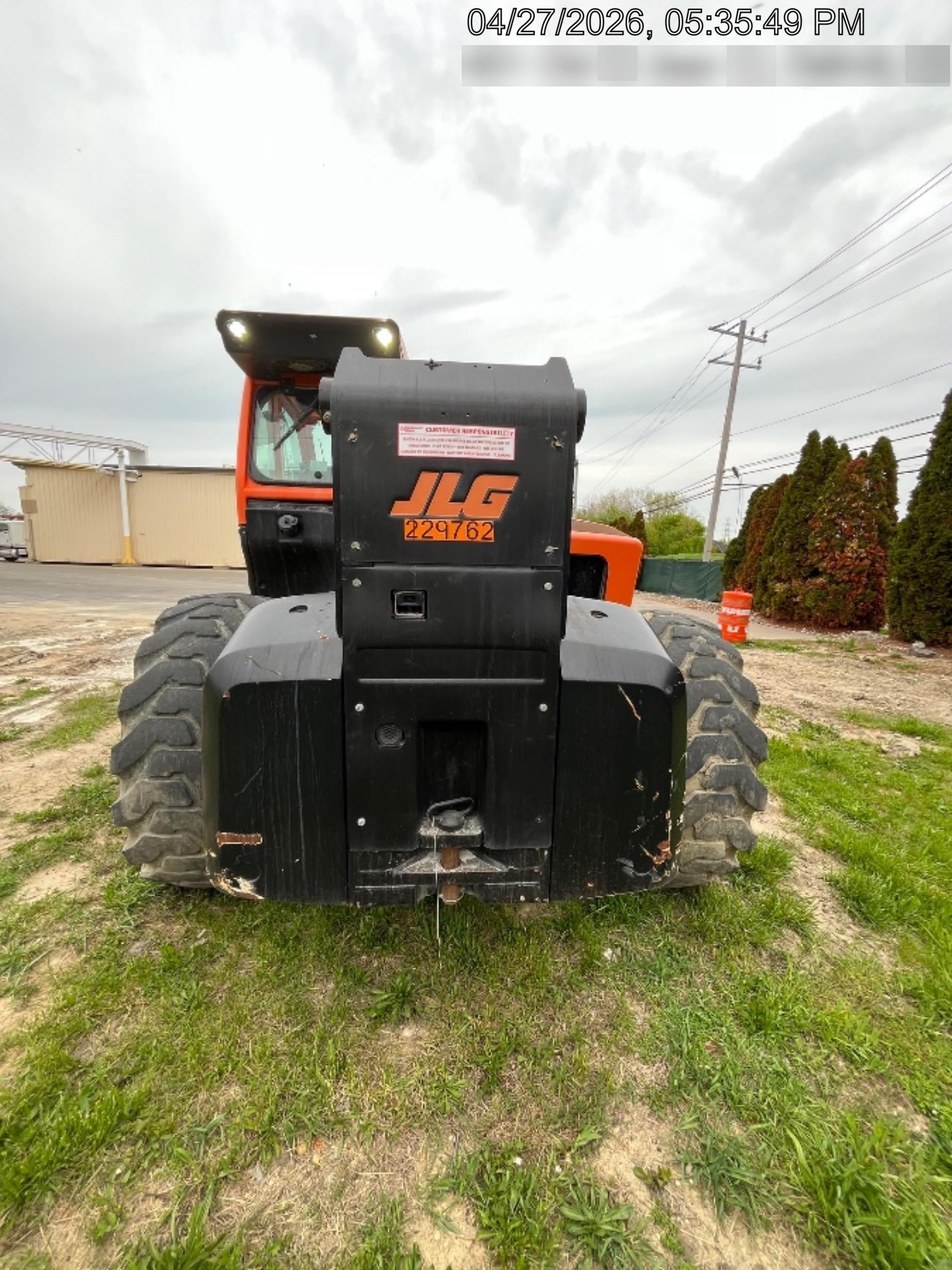 2022 JLG 1732