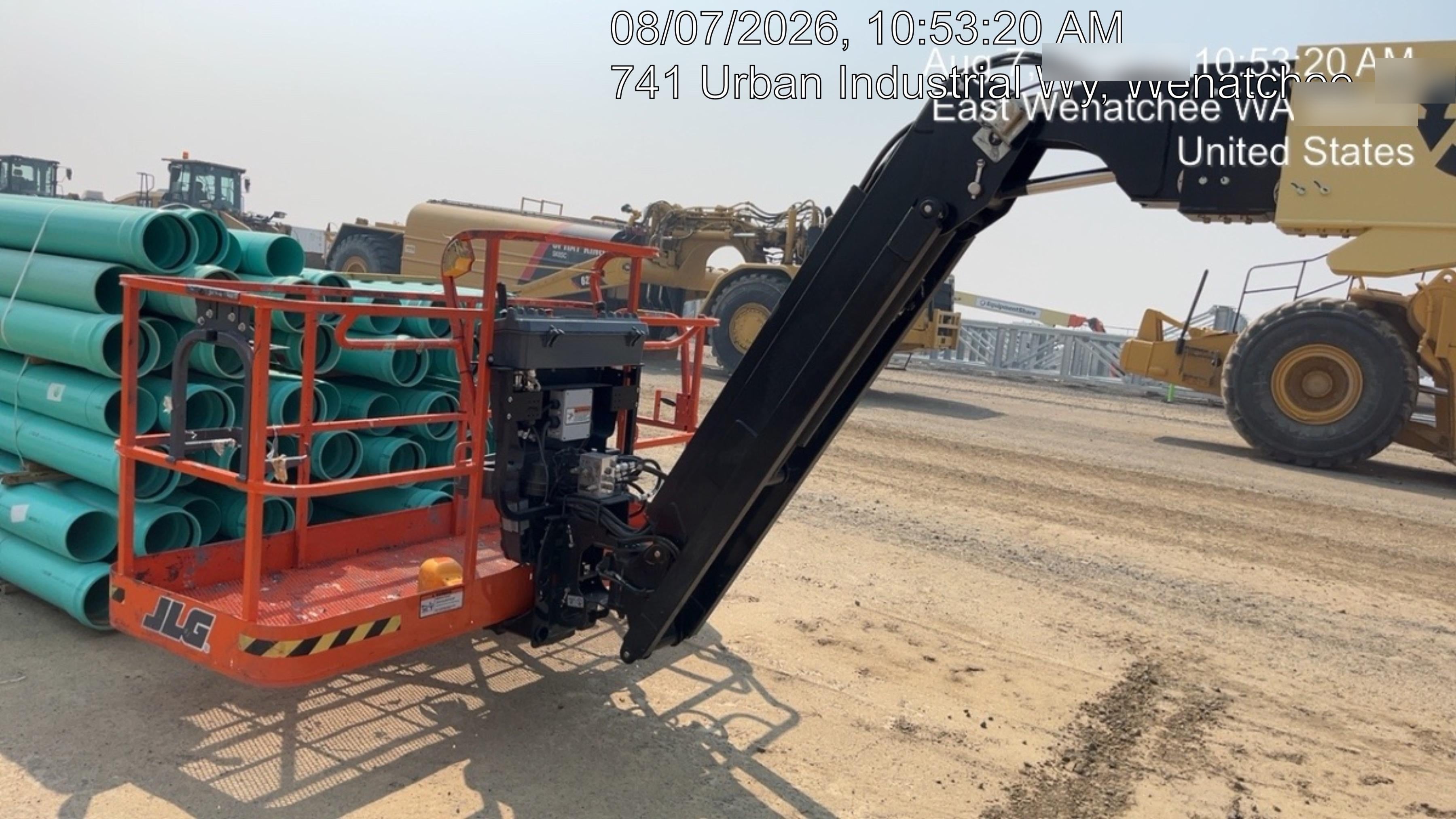 2025 JLG 660SJ