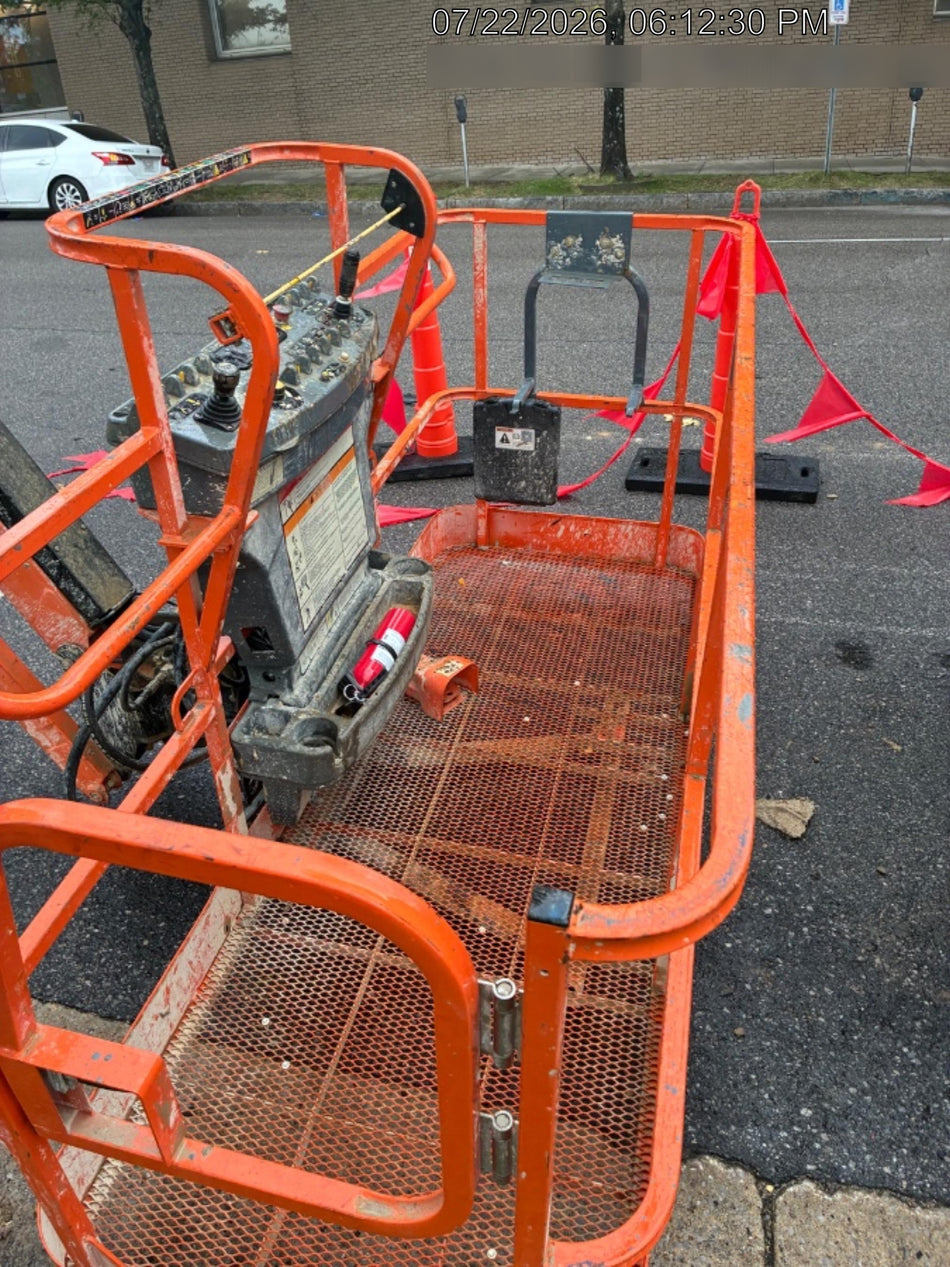 2020 JLG 660SJ