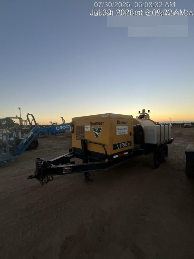2022 VAC-TRON LP573XDT