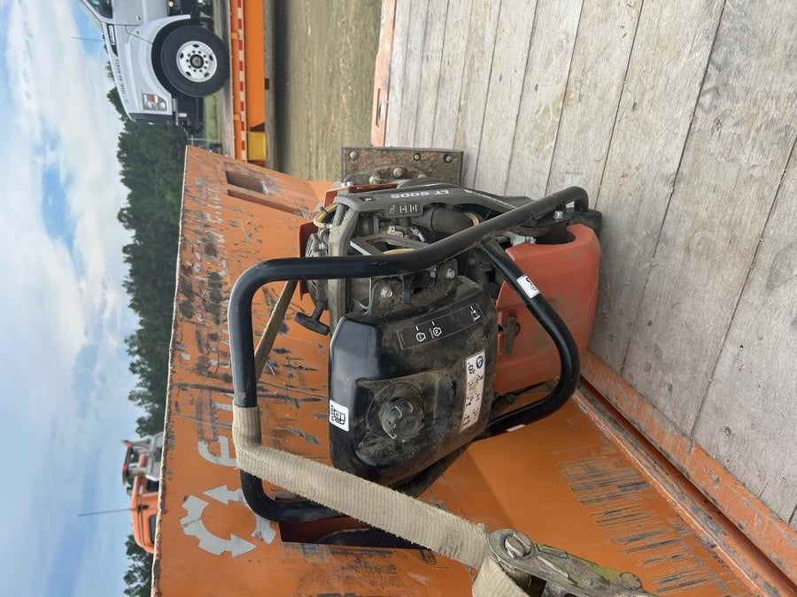 2024 HUSQVARNA LT6005