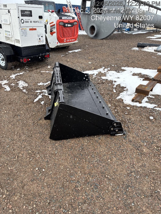 2025 EQUIPMENTSHARE 1006228 - 78" Smooth Bucket, CTL