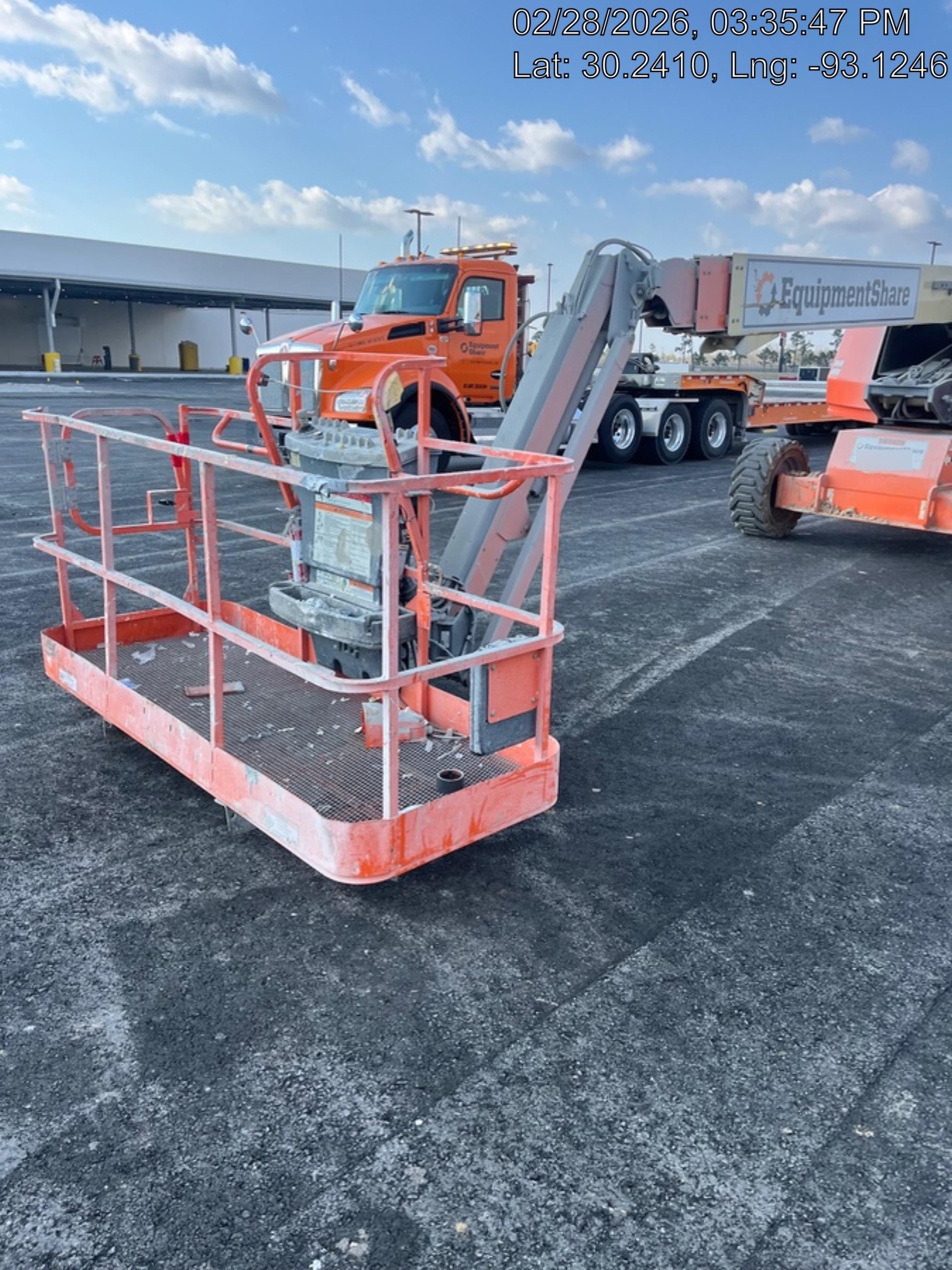 2020 JLG 660SJ