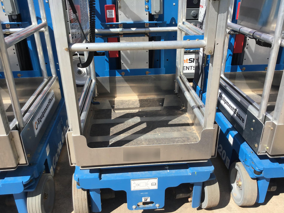 2018 GENIE GR-20