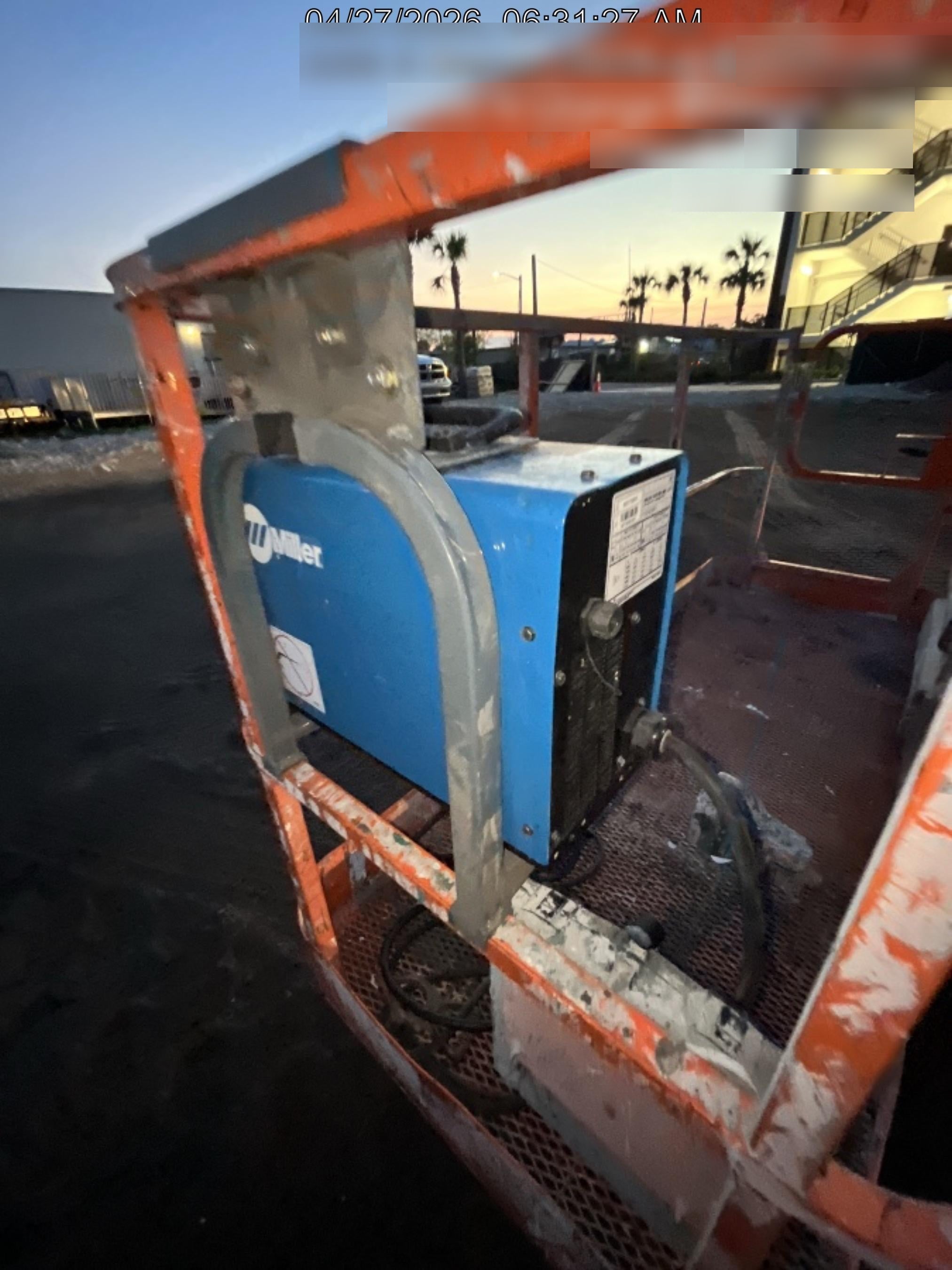 2025 MILLER ELECTRIC CST-282
