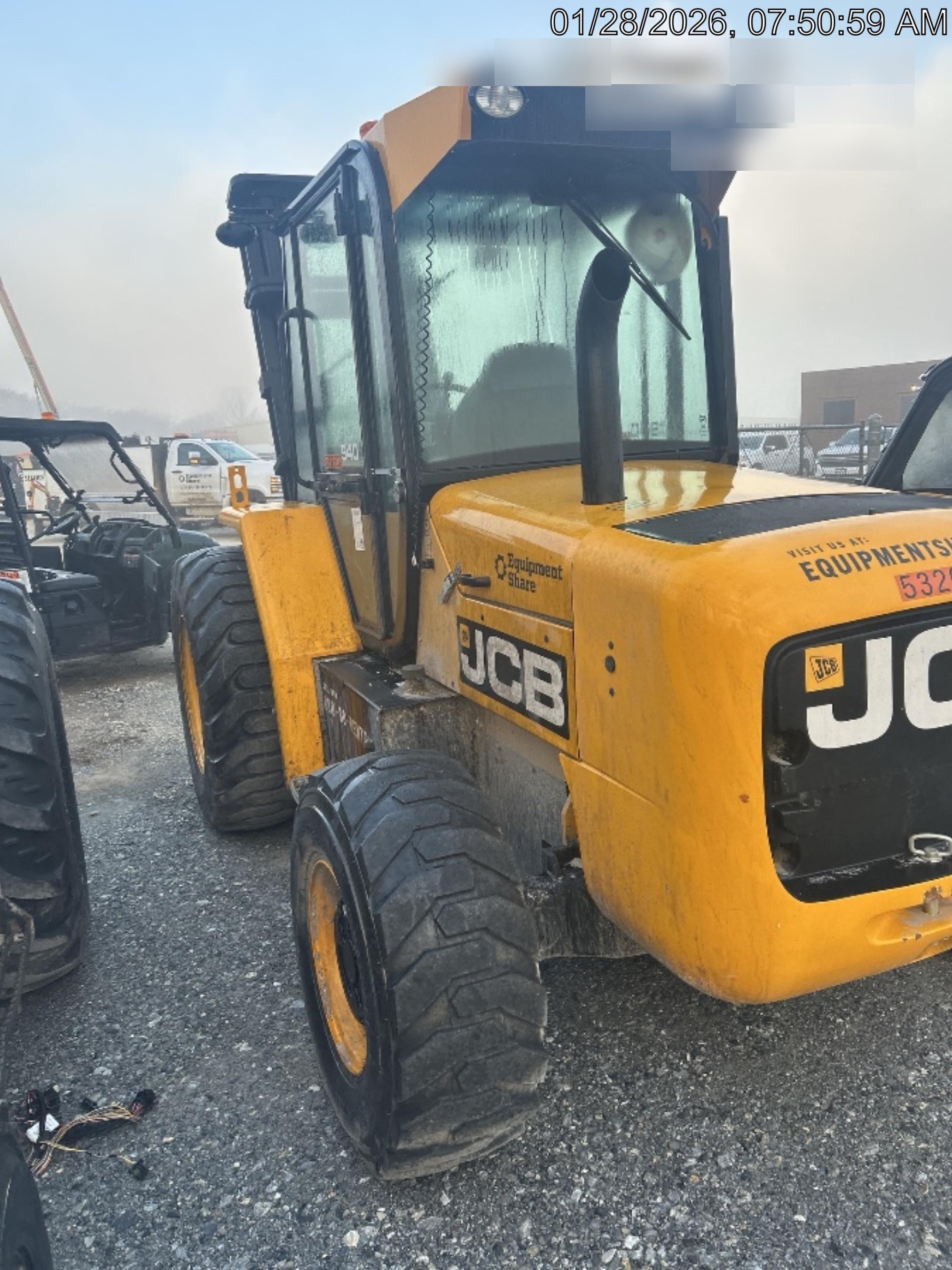 2025 JCB 940-4