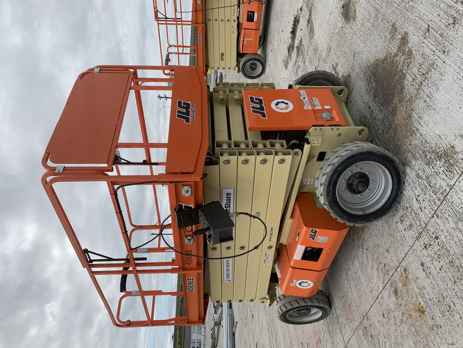 2019 JLG 4069LE