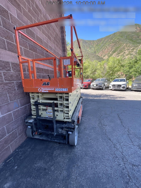 2025 JLG ES3246