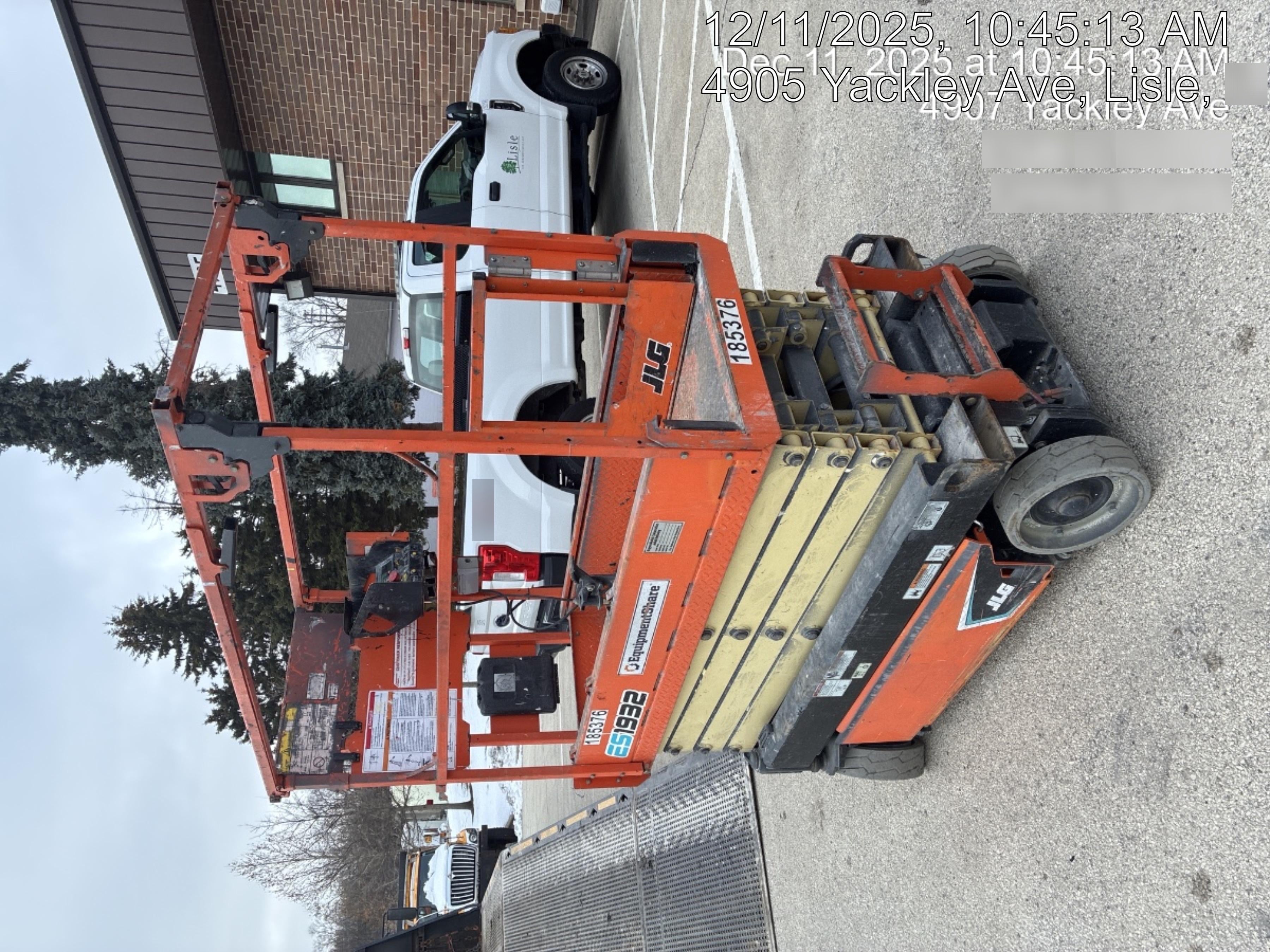 2021 JLG ES1932