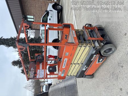 2021 JLG ES1932