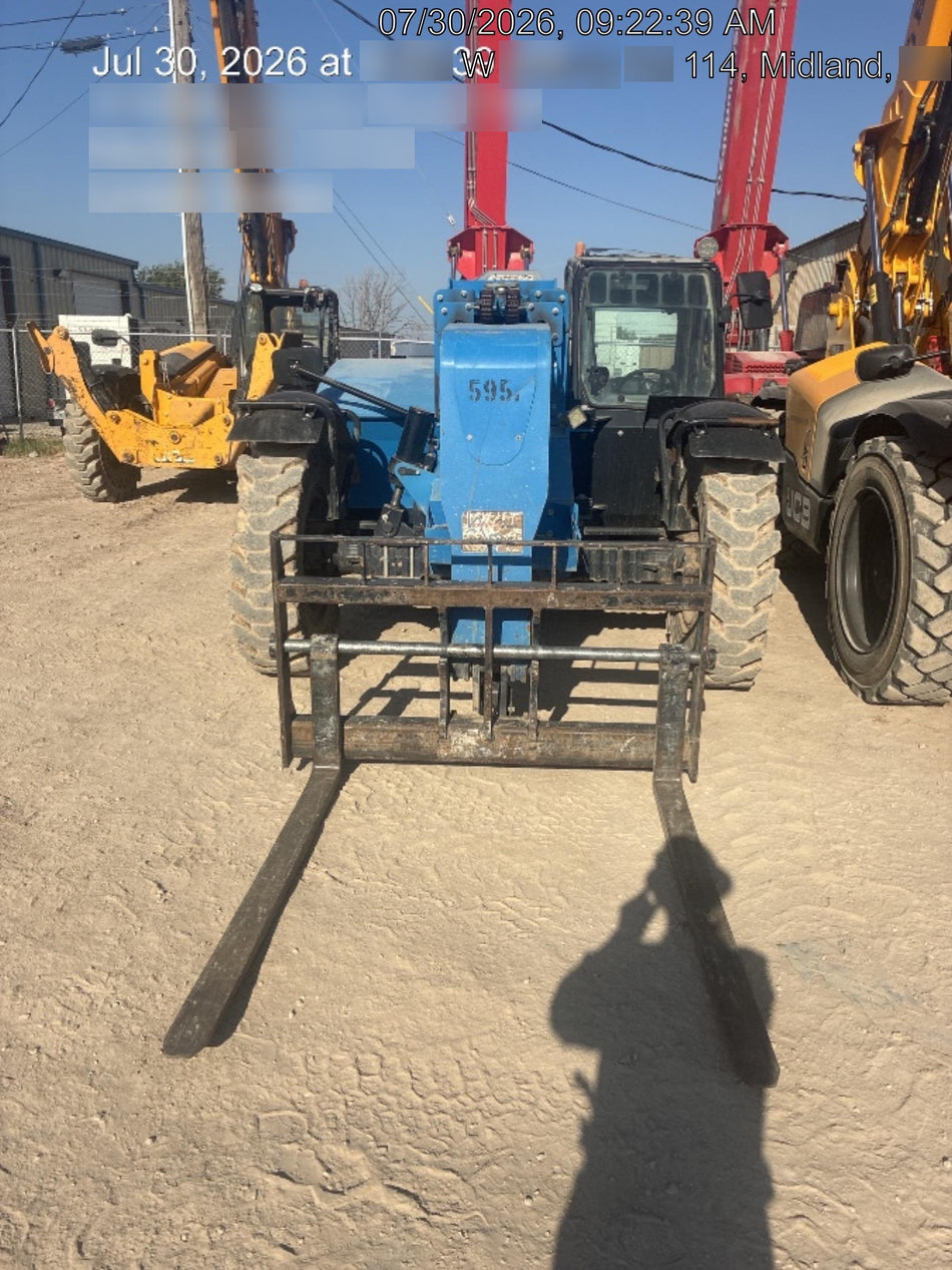 2017 Genie GTH-844 Genie GTH-844, Solid Tires, 60" carriage/forks, Full Cab, Work Lights