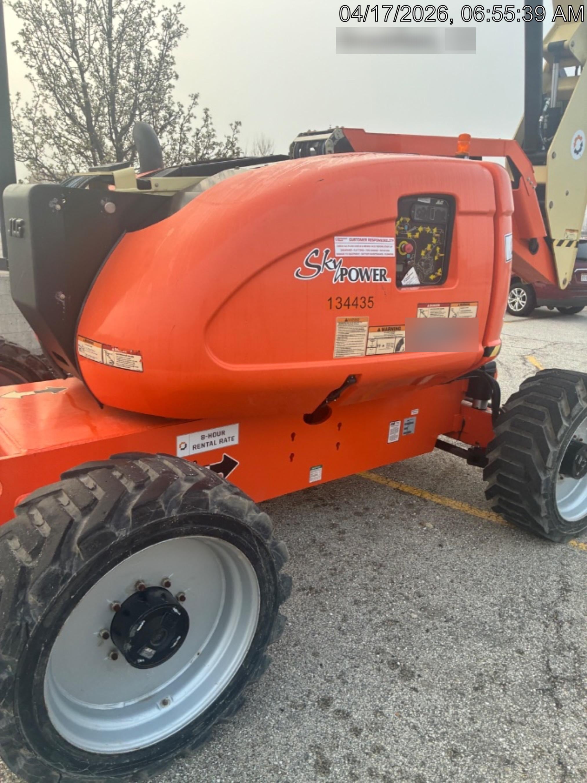 2021 JLG 600AJ