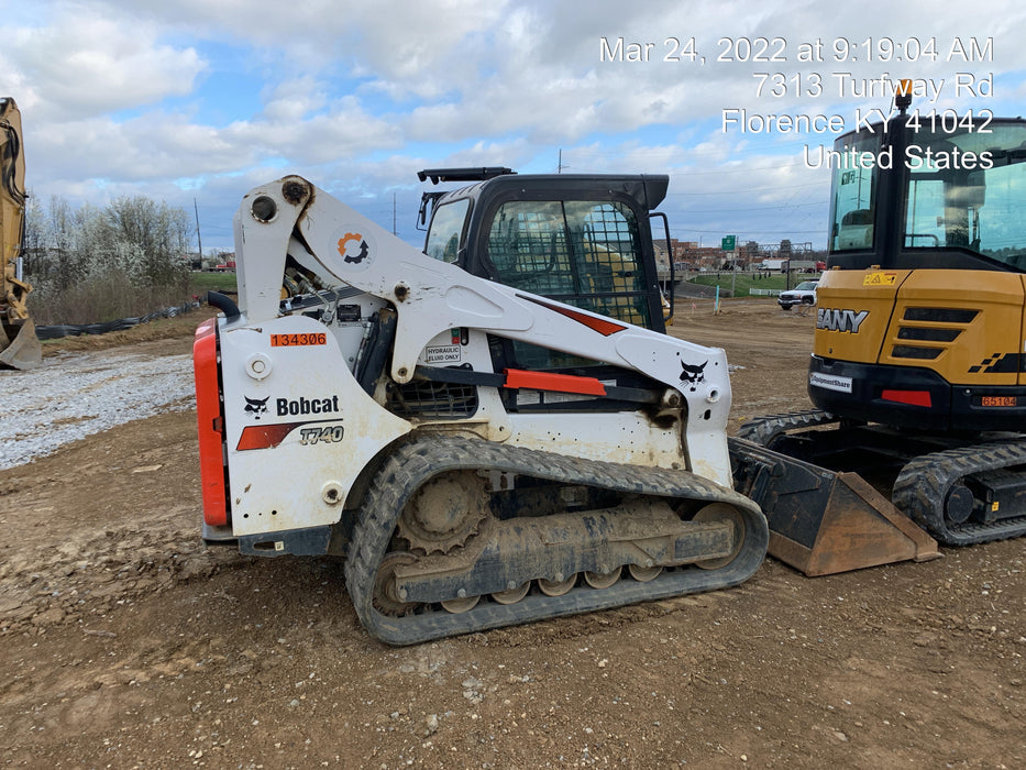 2021 BOBCAT T740
