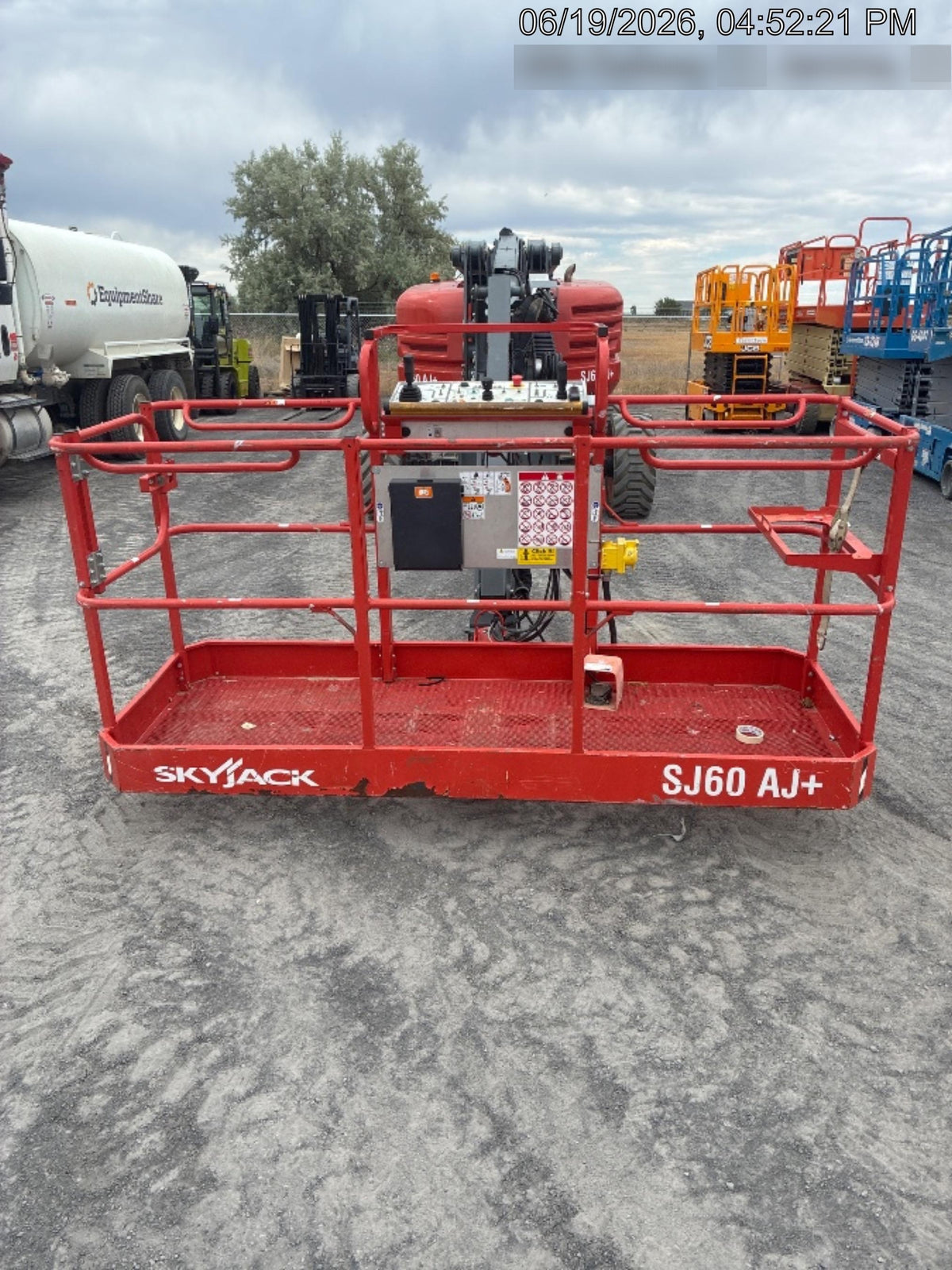 2024 SKYJACK SJ60 AJ+