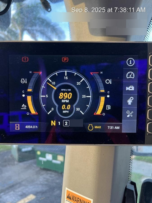 2018 Case 821G CLOSED CAB, JRB 418 STYLE HYD COUPLER