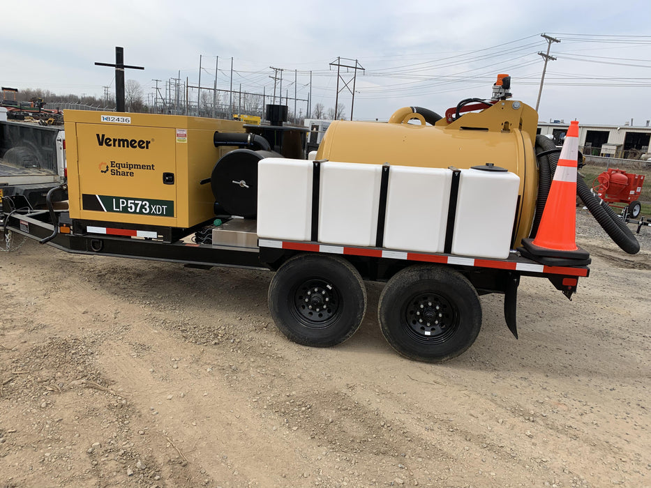 2021 Vac-Tron LP573XDT T4 Koehler Diesel Engine, 500 Gallon Debris Tank, x2 100 Gallon Water Tanks