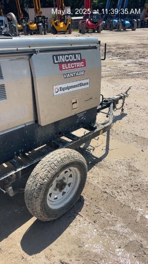 2019 Lincoln Electric Vantage 322 Lincoln Vantage 322 Welder w/Trailer, Light Kit, Cable Rack