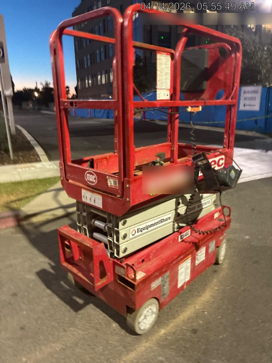 2020 MEC 1330SE Solid NM Tires, Steel Swing out Doors, LCS, Beacon, 900W Inverter