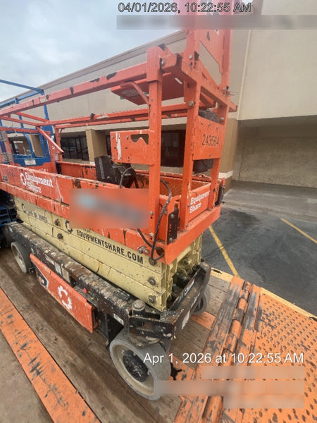 2022 JLG ES2632