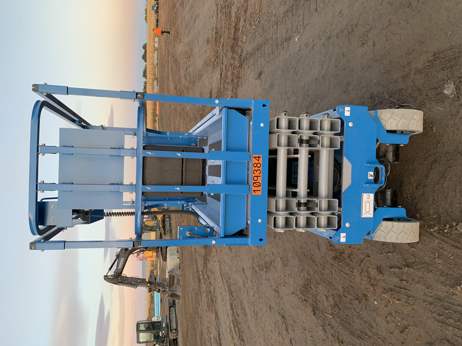 2020 Genie GS-2632 Solid NM Tires, Folding Rails with Half-Height Swing Gate, Beacon, 800W Invertor