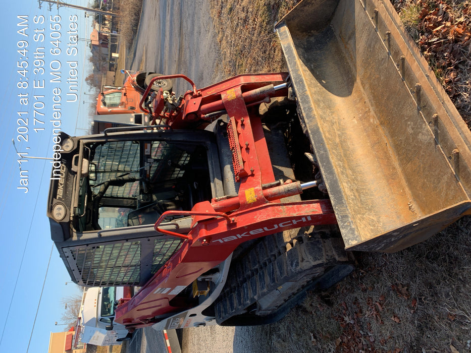 2018 TAKEUCHI TL12V2-CR