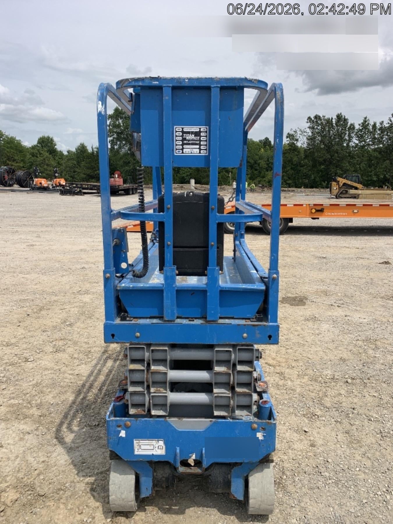 2019 Genie GS-1930 Fixed rails with chain Entry