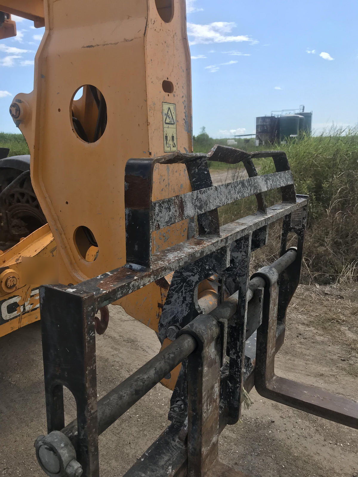 2019 JCB 510-56 Canopy, 74 HP, Solid Tires, STD Worklight, Beacon, Aux Hydraulics, Lifting Eye, Back up Alarm w/66" Carriage/60" Forks