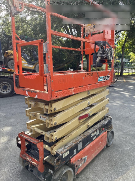 2022 JLG ES1932