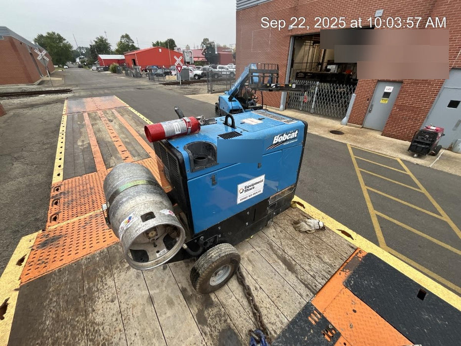 2019 Miller Electric BOBCAT 250 951600 PKG-250 amp Propane Welder, Standard w/Running Gear, Bracket, Hose"250 amp Propane Welder, Standard w/Running Gear, Bracket, Hose