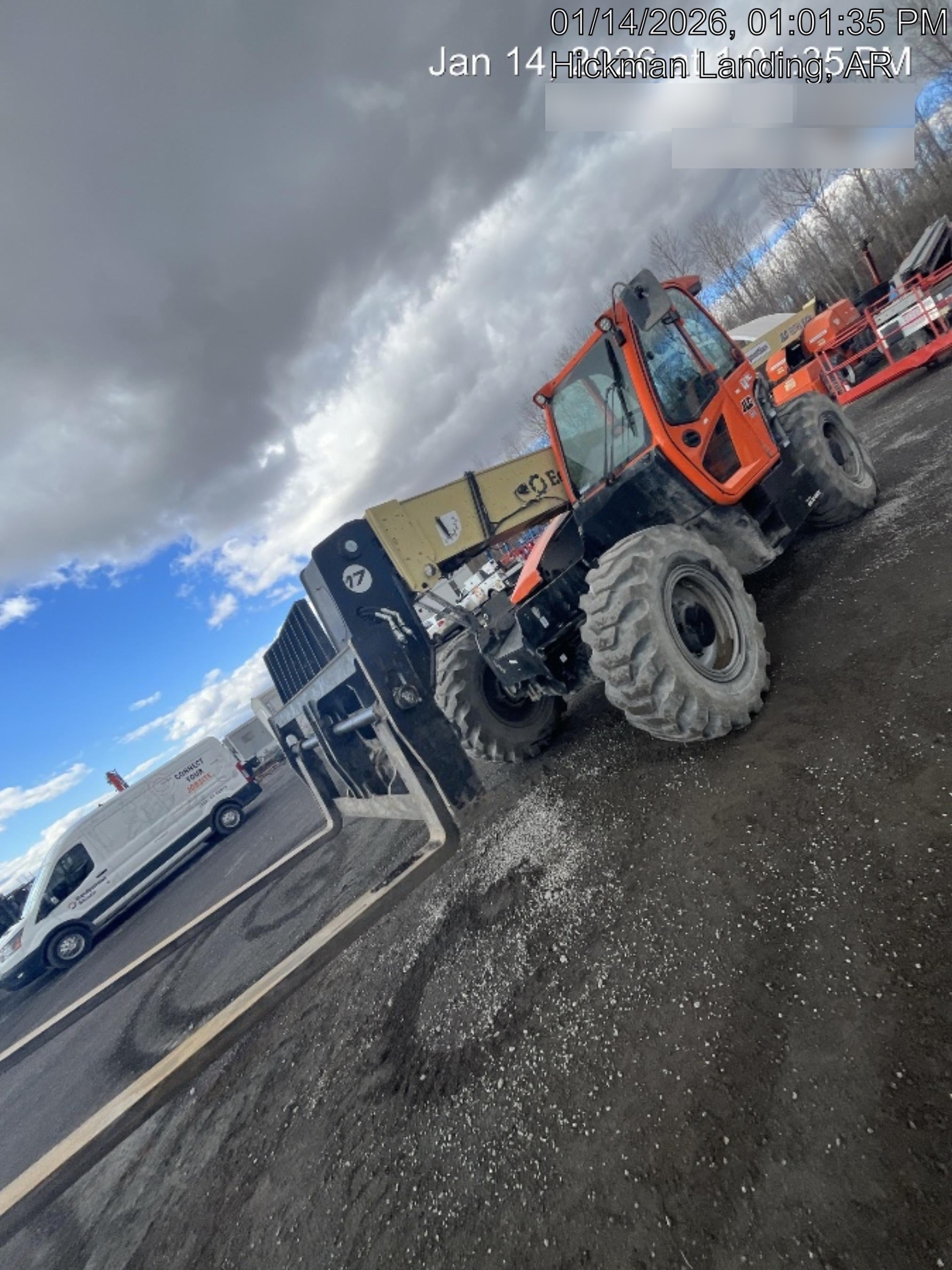 2025 JLG 1732