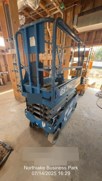 2019 Genie GS-1930 Fixed rails with chain Entry