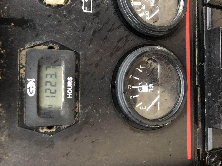 2019 Lincoln Electric Vantage 322 Welder Ready-Pak 3, Two wheel trailer, Fender and Light kit, Cable Rack