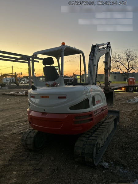 2021 TAKEUCHI TB250-2