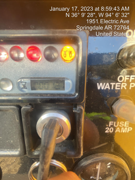 2022 Vac-Tron LP573XDT T4 Koehler Diesel Engine, 500 Gallon Debris Tank, x2 100 Gallon Water Tanks