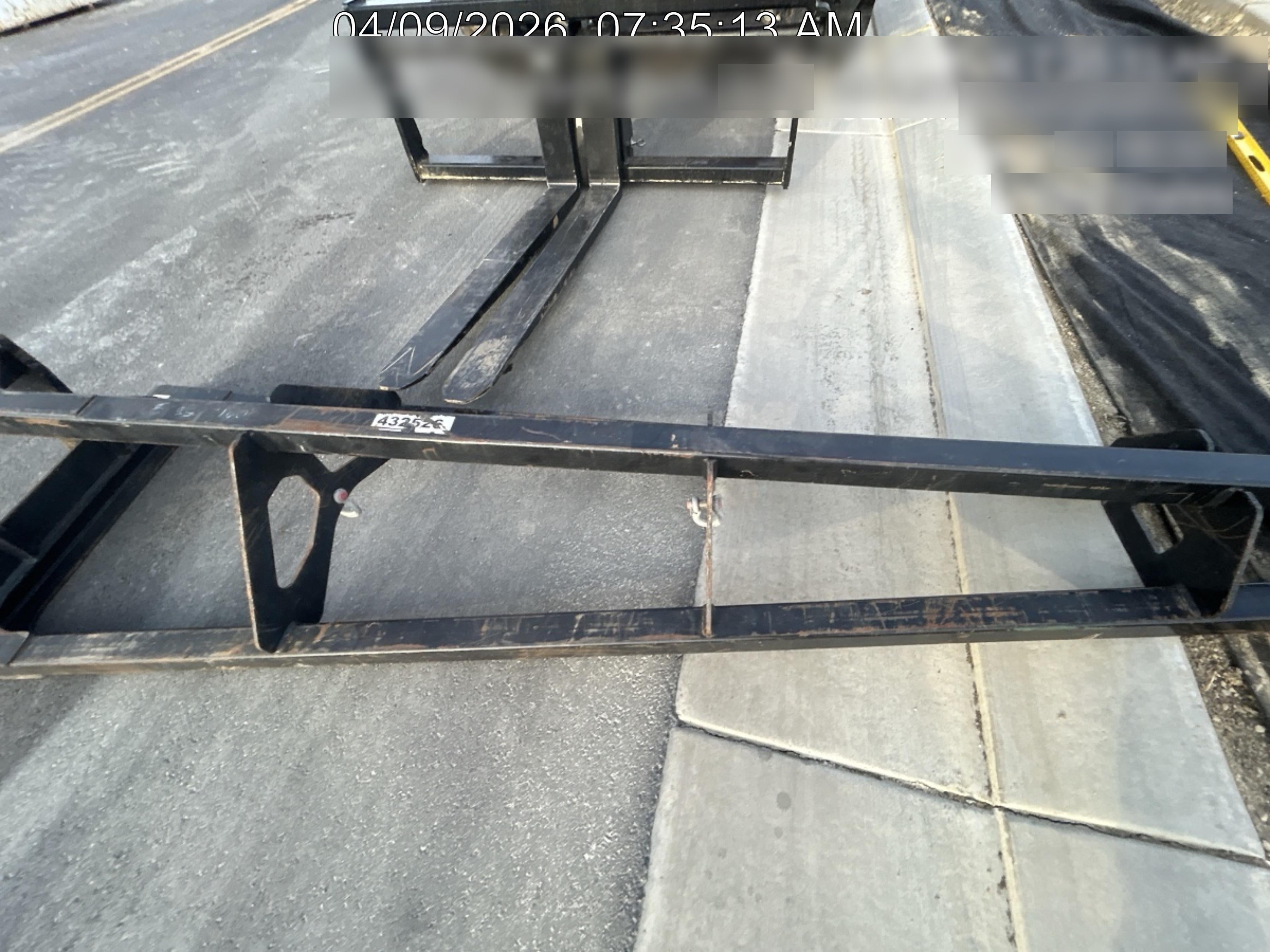 2024 JLG 1001275853