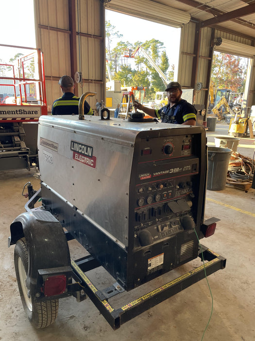 2020 Lincoln Electric Vantage 322 Welder Ready-Pak 3, w/ GPS & Decals (includes trailer, cable rack, fender light kit)