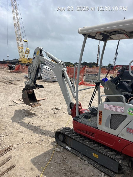 2023 TAKEUCHI TB20e