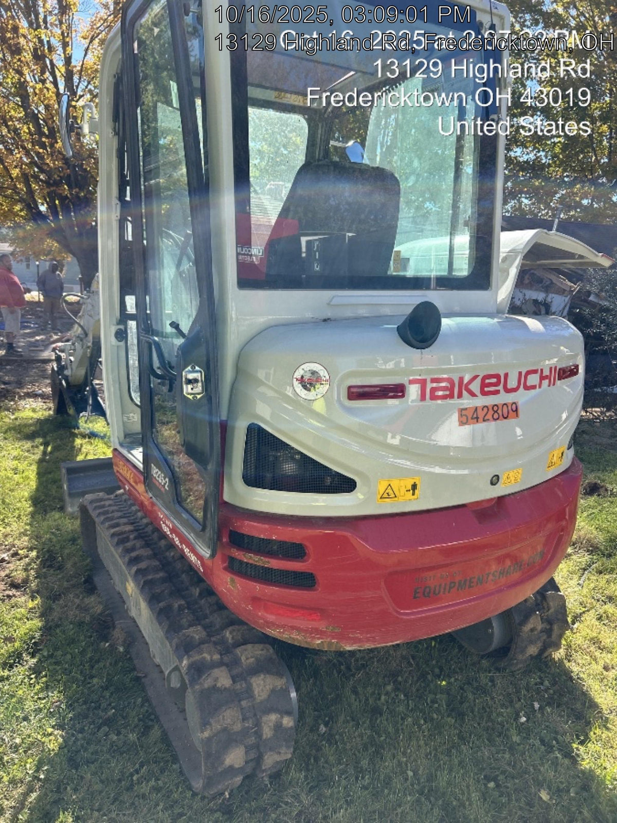 2025 TAKEUCHI TB235-2CR