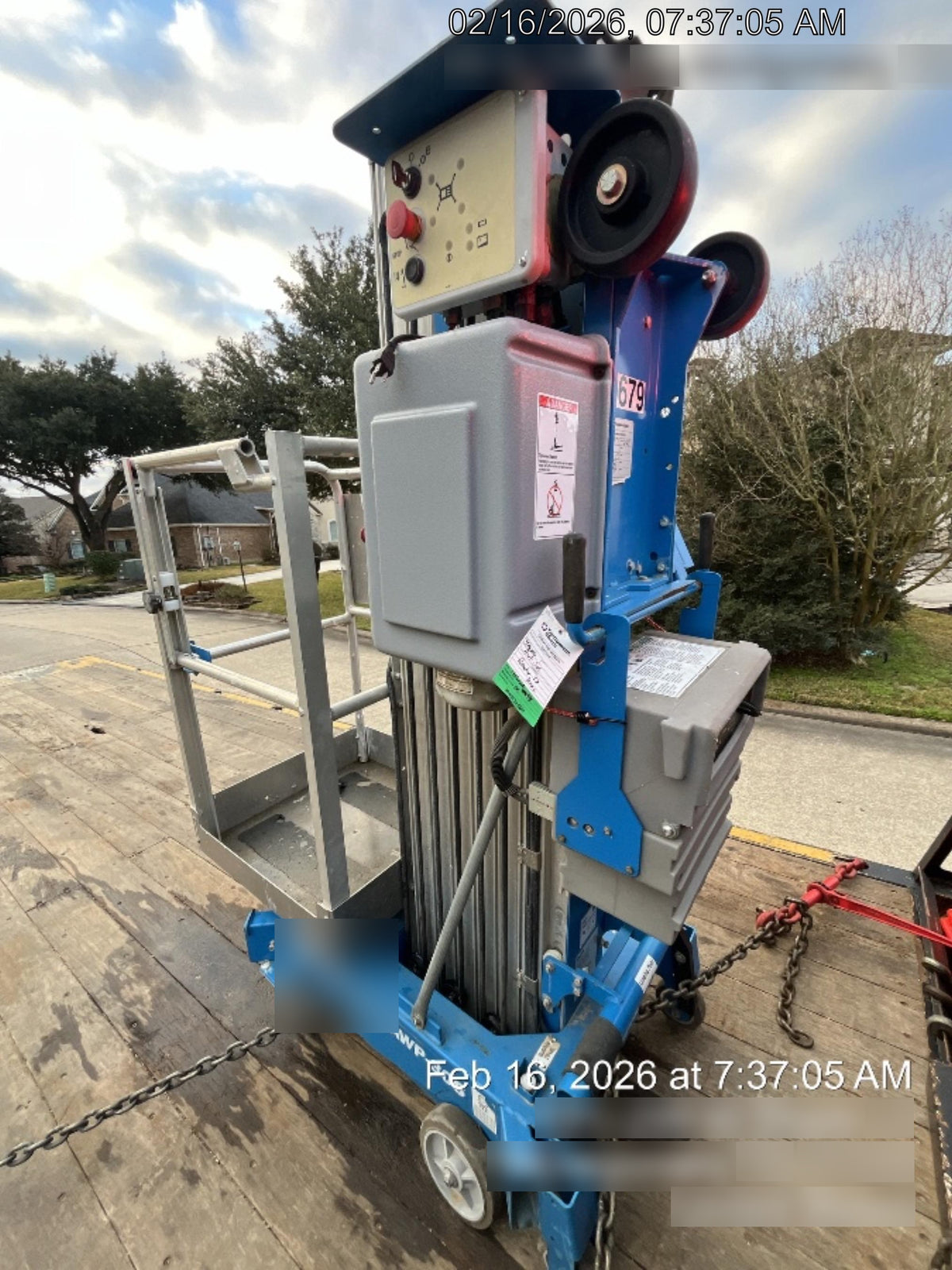 2019 GENIE AWP-30S