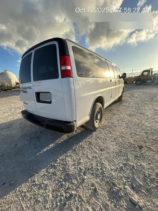 2023 CHEVROLET Express Van - Rental
