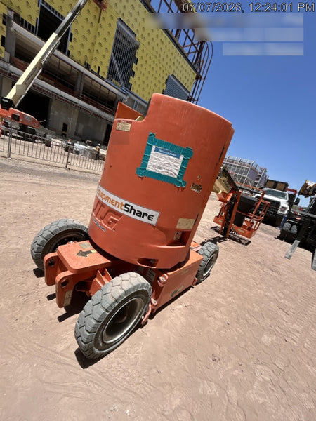 2019 JLG E300AJP