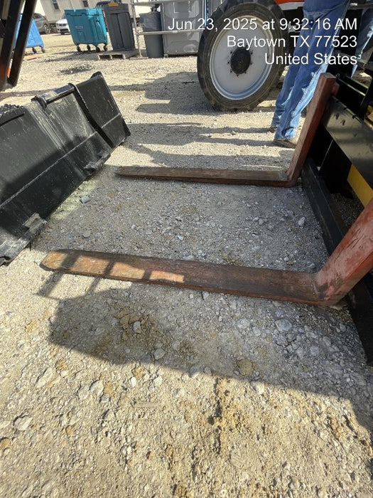 2025 ARROW MATERIAL HANDLING F5100CB - 72"