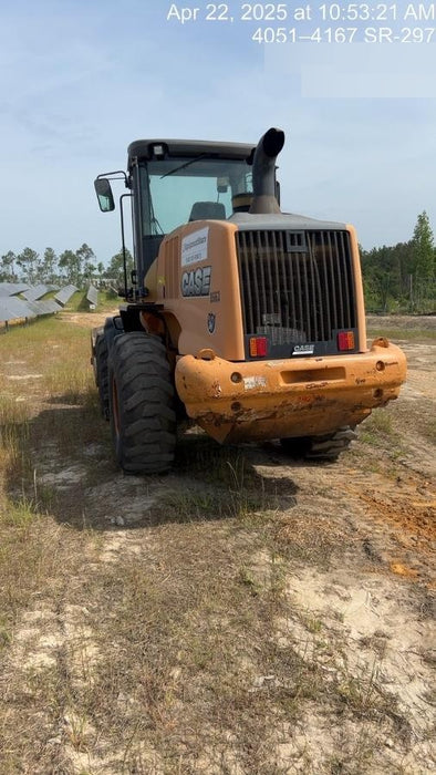 2016 Case 621F CLOSED CAB, JRB 416 STYLE HYD COUPLER